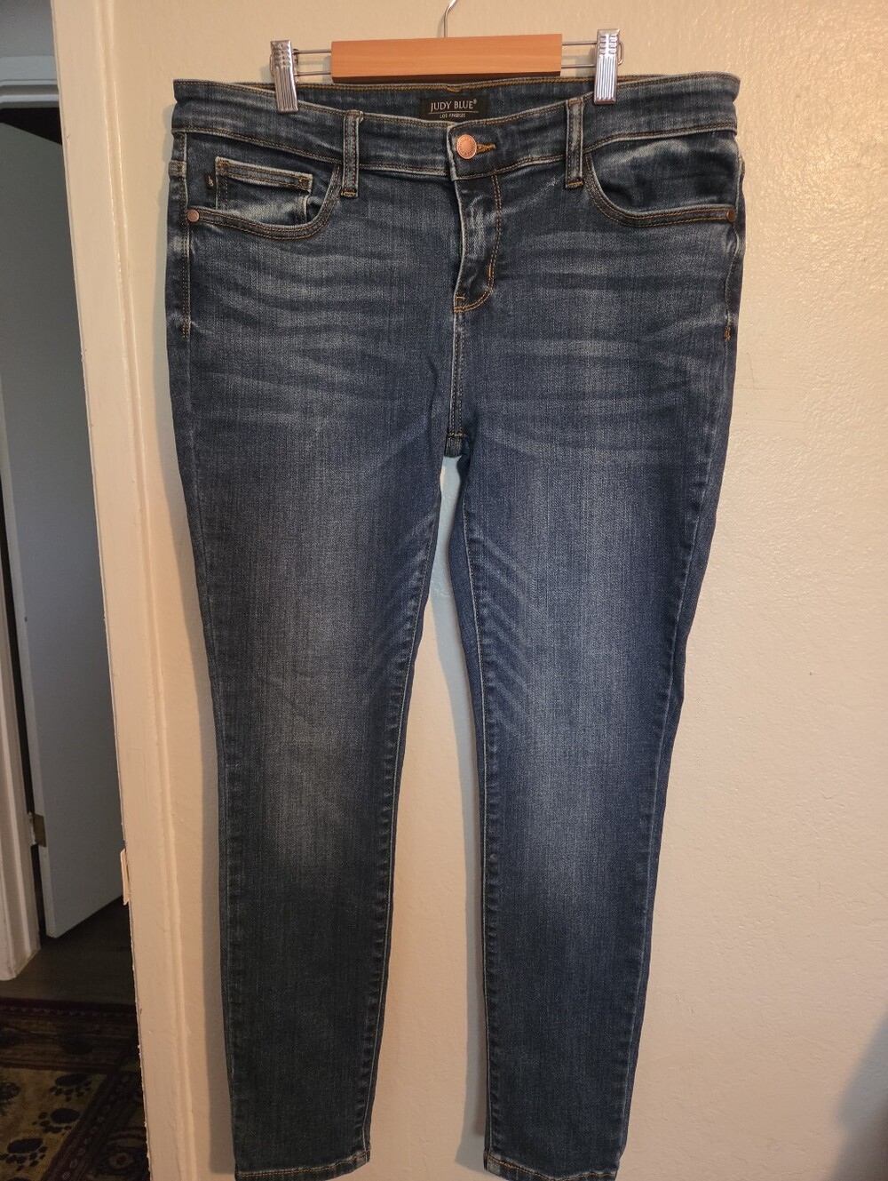 Judy Blue Women’s Skinny Fit Blue Jeans